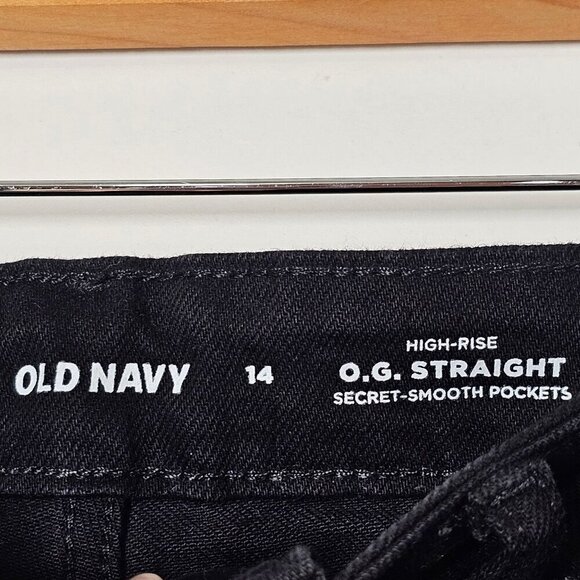 Old Navy High-Rise O.G. Straight 7 "In Denim Shorts Cut Off Black Womens 14 NWT - Picture 3 of 10